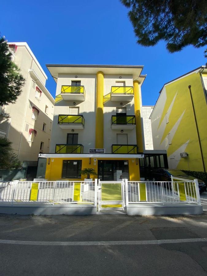 Hotel Bologna Римини Экстерьер фото